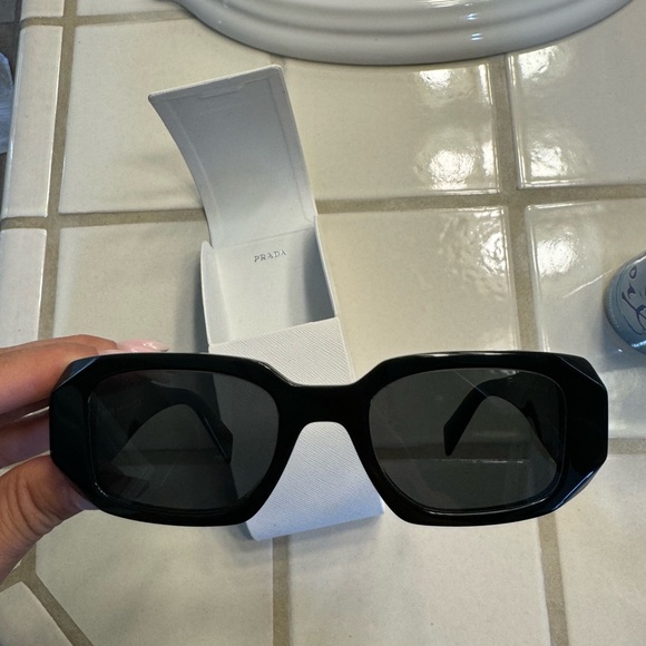 Prada Rectangular Sunglasses - Picture 9 of 9